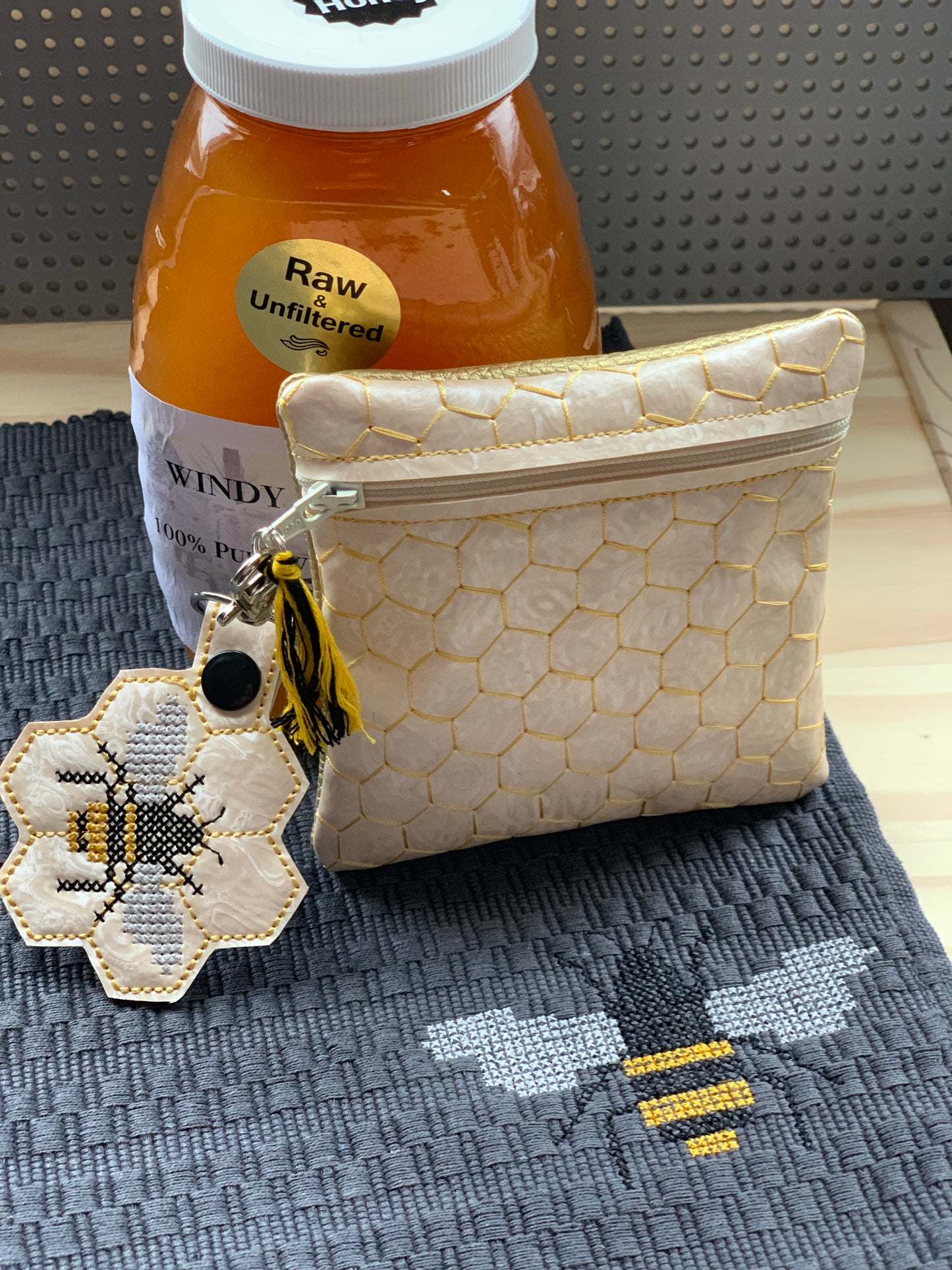 Honeycomb Zipper Bag