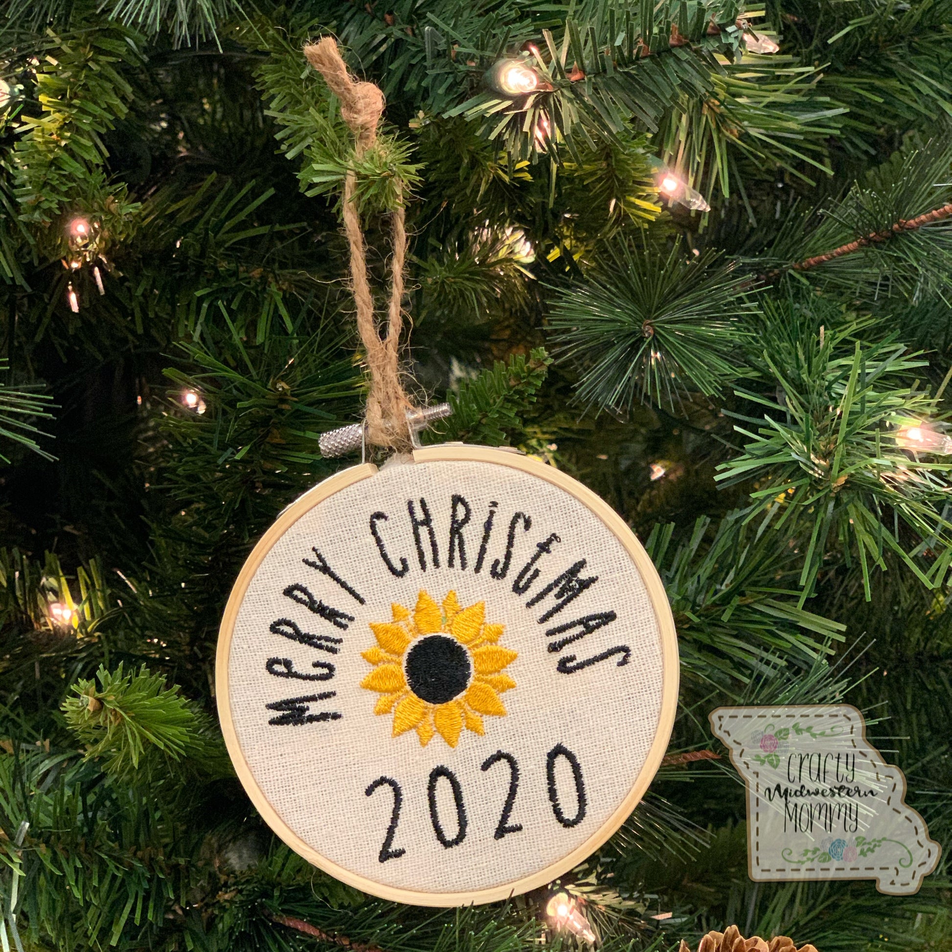 Embroidery Hoop Family Ornament