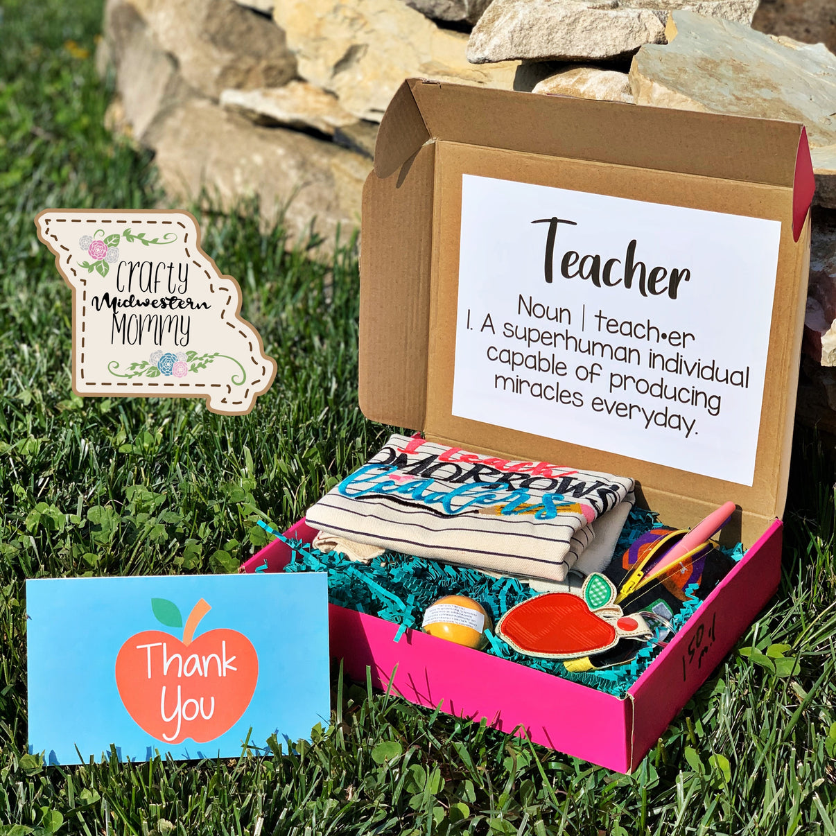 Teacher Appreciation Gift Box – Crafty Midwestern Mommy